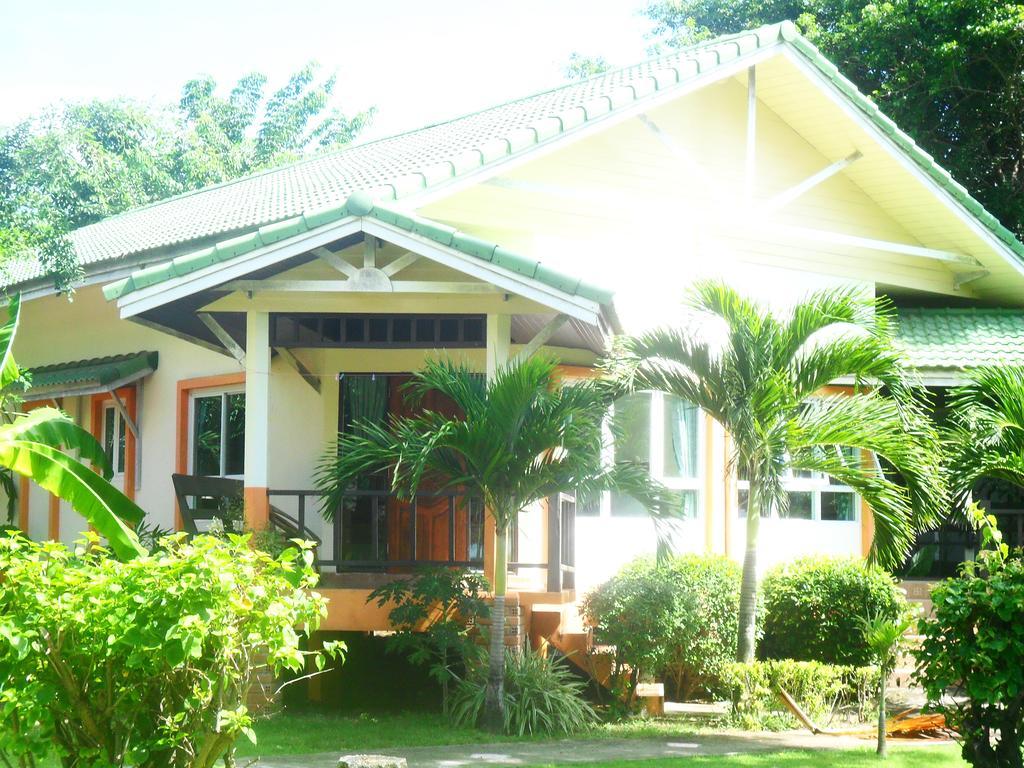 Lanta Palm Beach Resort , Beach Bungalow - Ko Lanta Eksteriør bilde