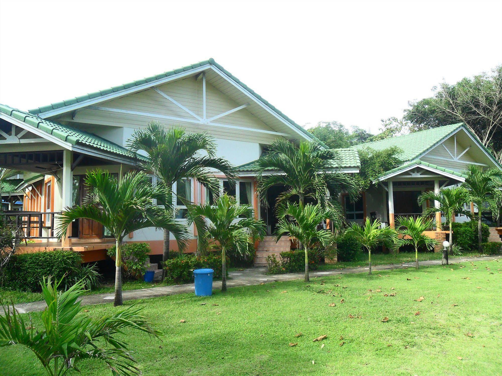 Lanta Palm Beach Resort , Beach Bungalow - Ko Lanta Eksteriør bilde