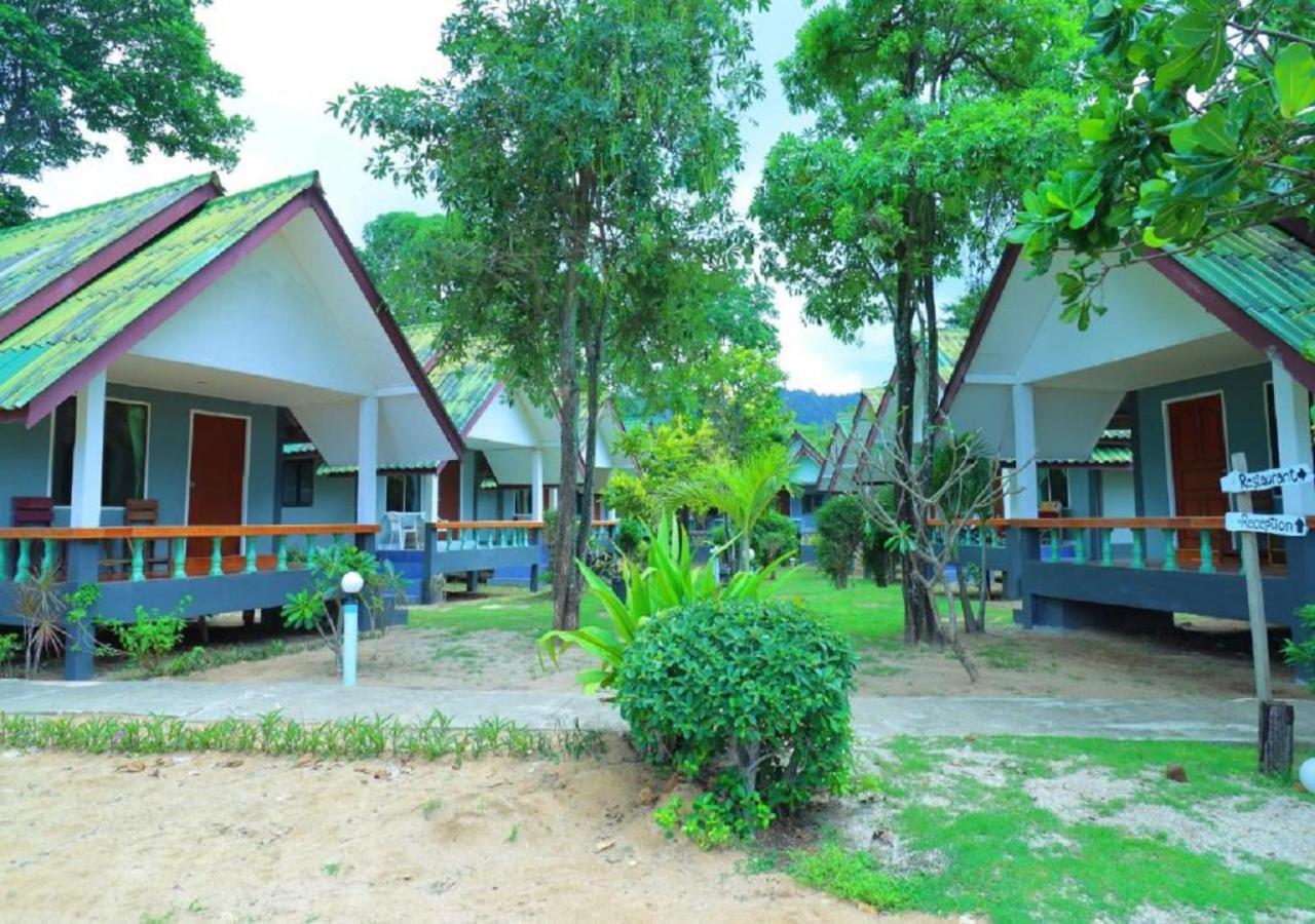 Lanta Palm Beach Resort , Beach Bungalow - Ko Lanta Eksteriør bilde
